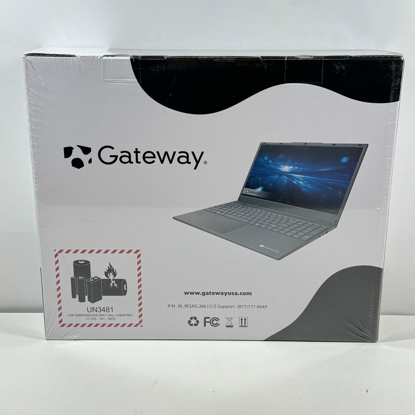 New Gateway Ultra Slim GWNR71517 15.6" Ryzen 7 3700U 2.3GHz 8GB RAM 512GB SSD