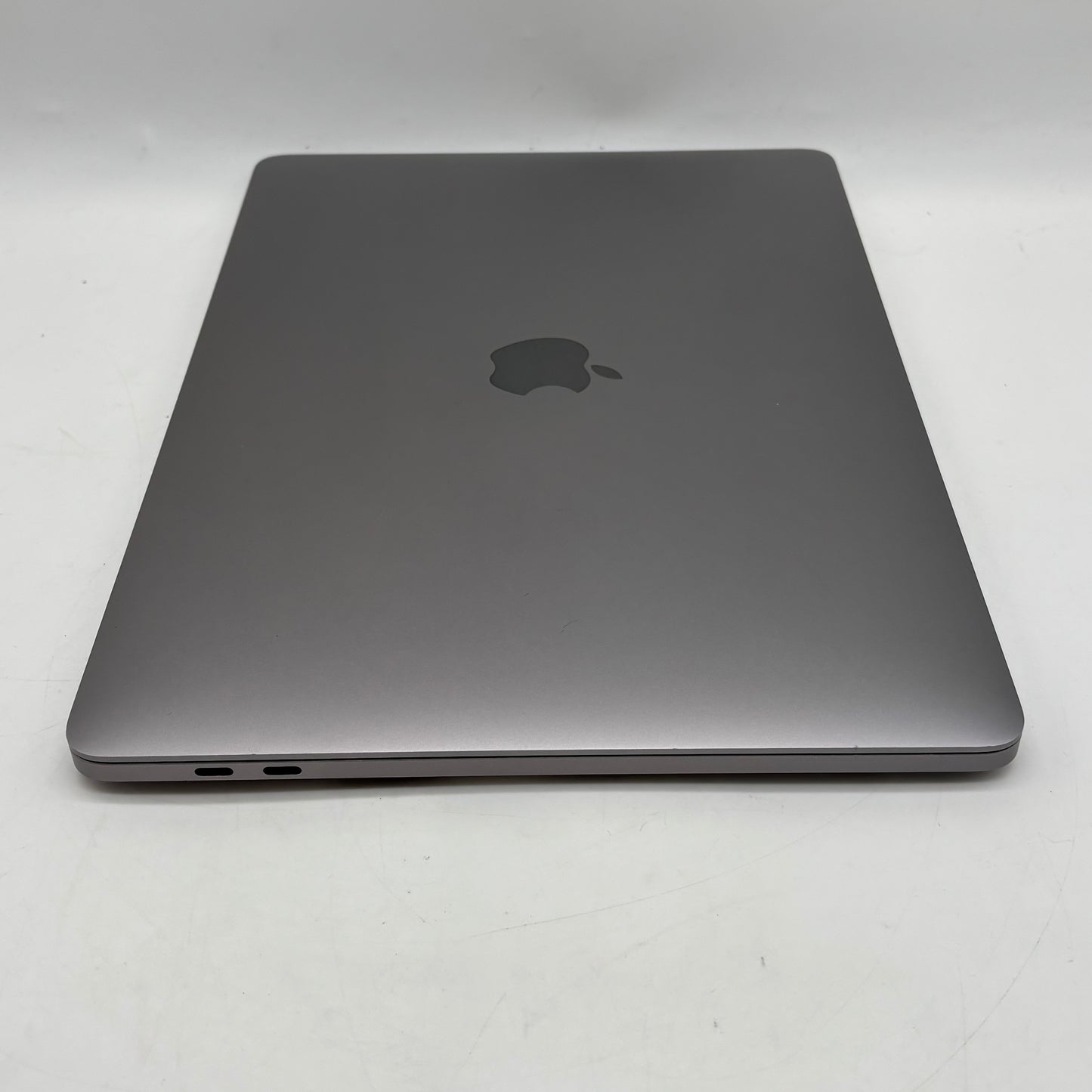 2020 Apple MacBook Pro 13.3" i5 2.0GHz 16GB RAM 1TB SSD Space Gray A2251