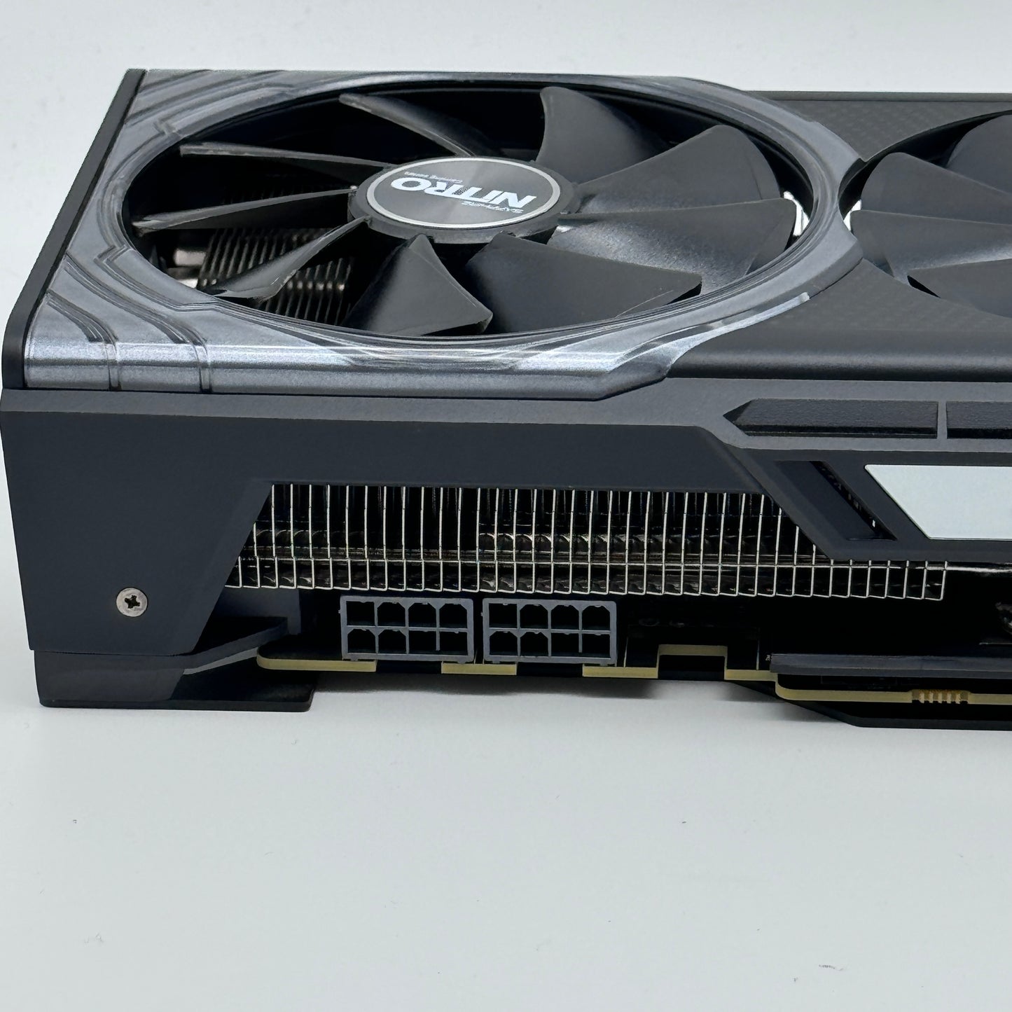 SAPPHIRE NITRO+ RADEON RX VEGA 64 8GB HBM2 Graphics Card 299-AE377-001FA