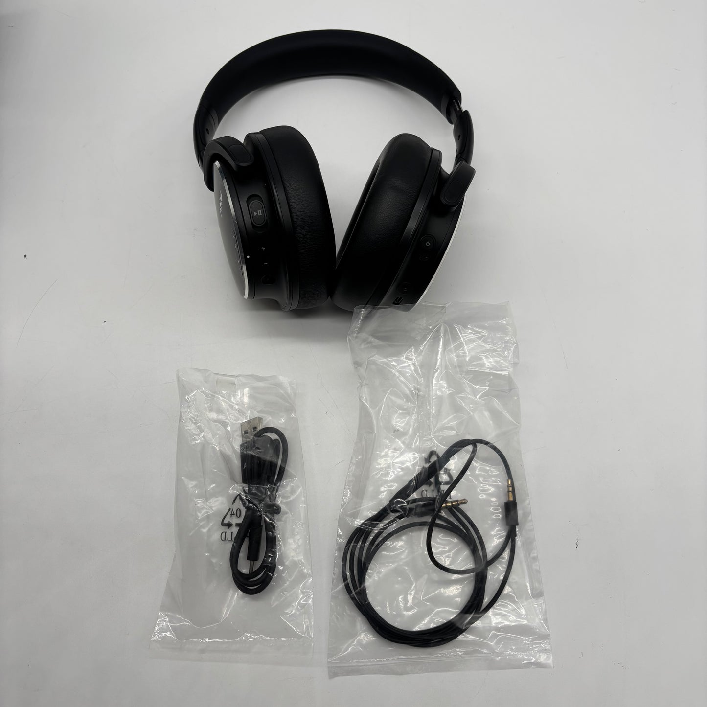  Soundcore by Anker Space A40 Active Noise Cancellation Headset Black Y600