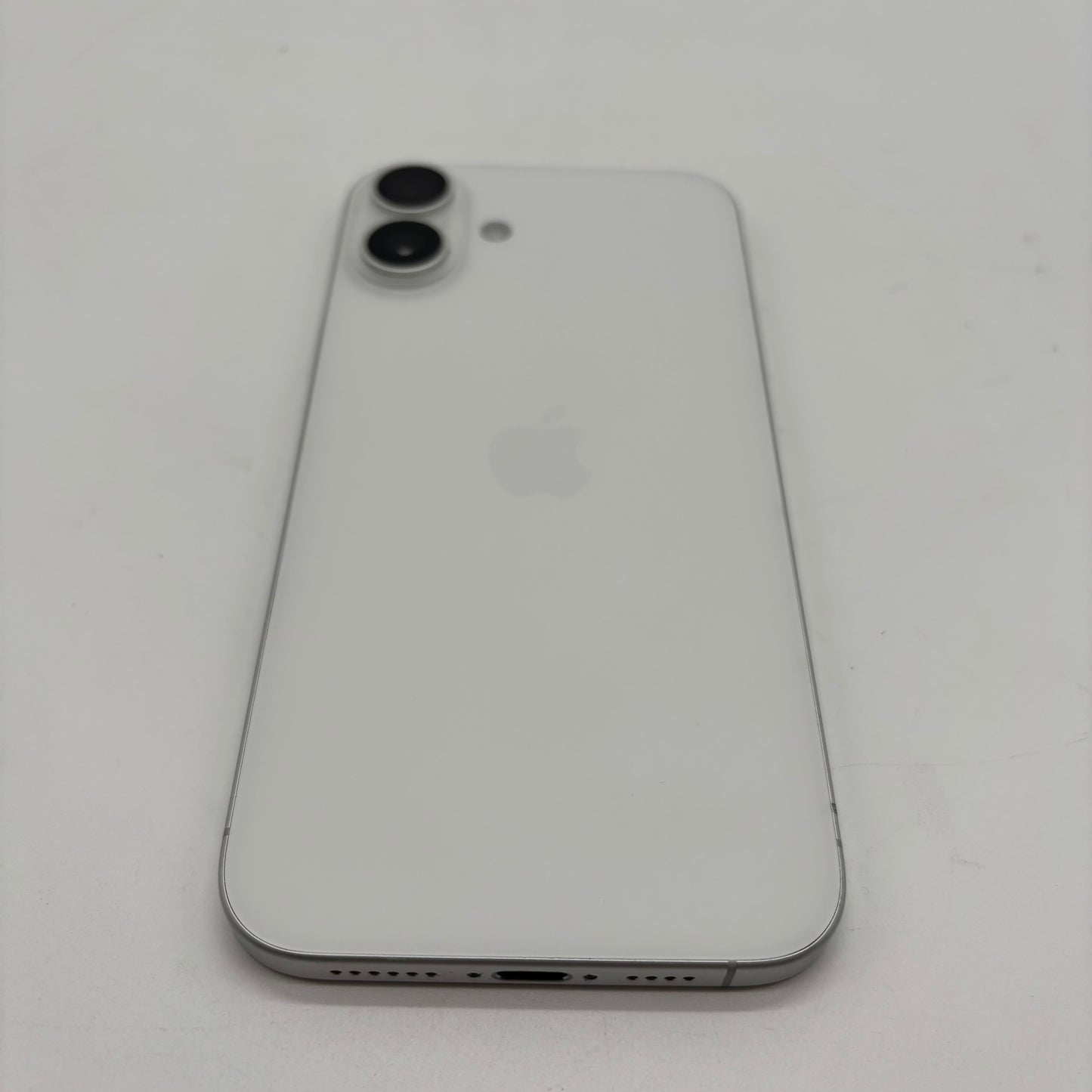 T-Mobile Apple iPhone 16 Plus 128GB White MXUU3LL/A