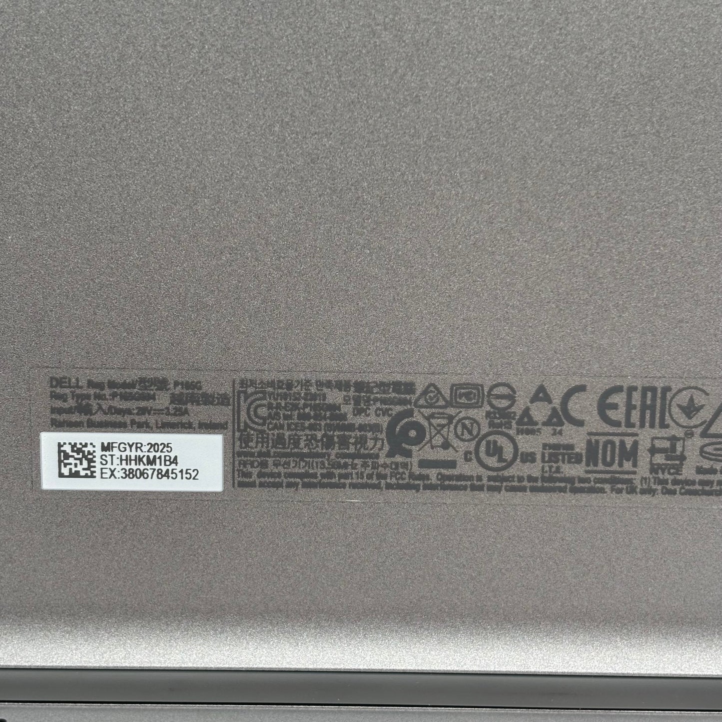 Dell Latitude 5450 14" Core Ultra 5 135U 2.1GHz 16GB RAM 256GB SSD