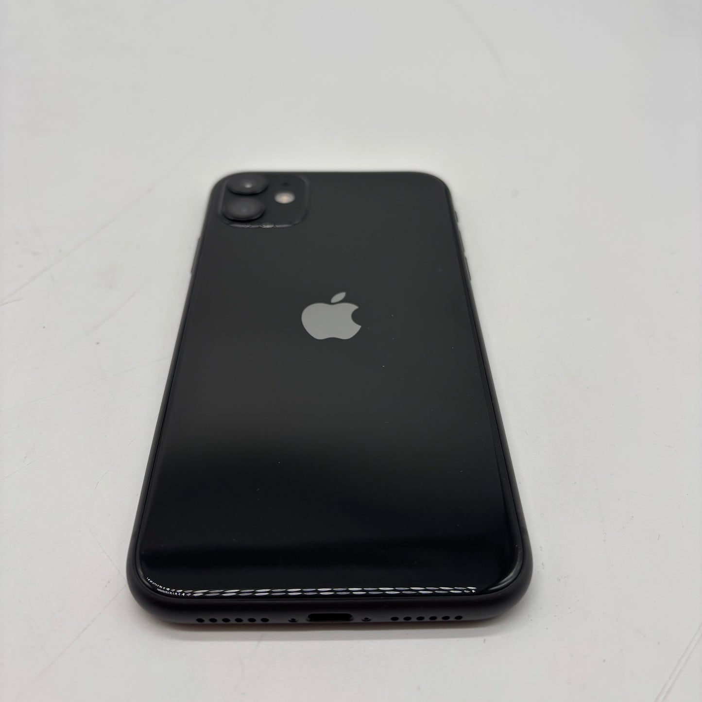 Unlocked Apple iPhone 11 64GB Black MH8D3LL/A