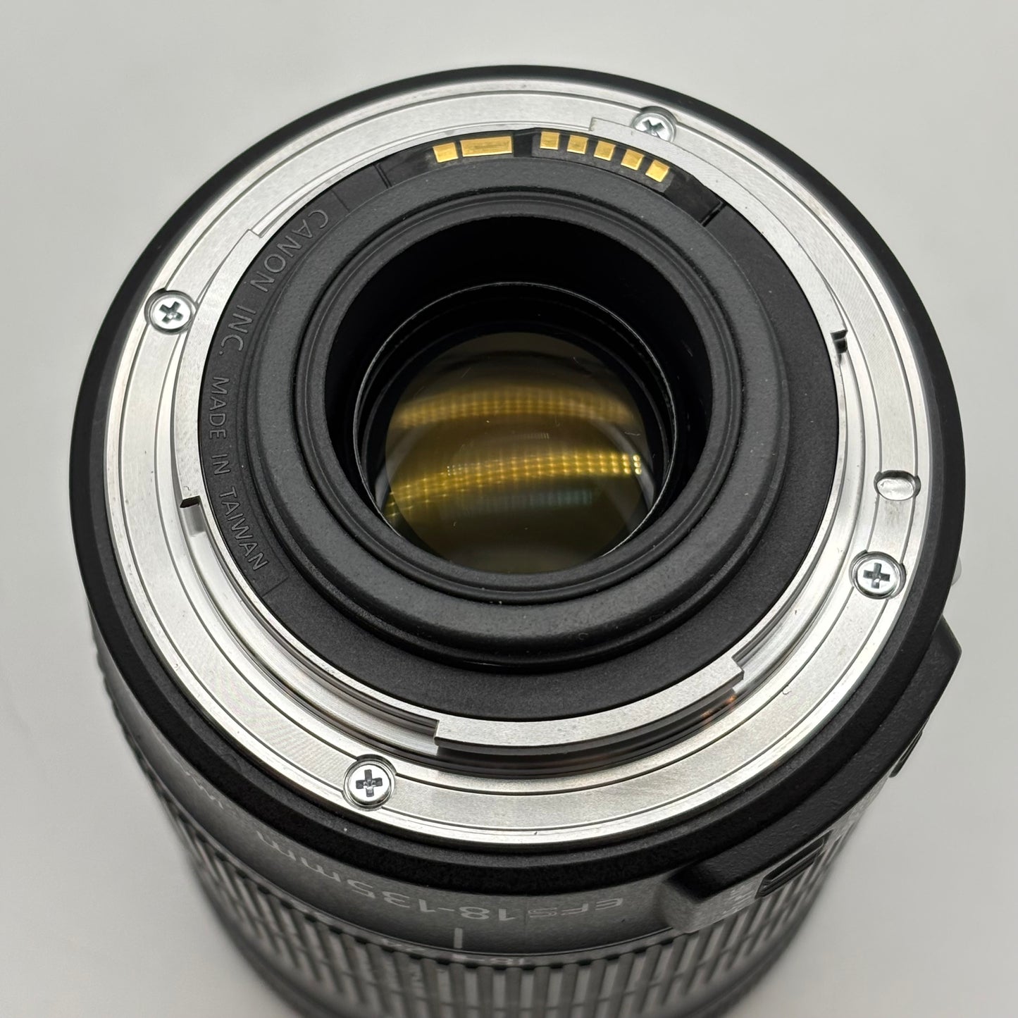 Canon 18-135mm f/.45m/1.5ft Camera Lens