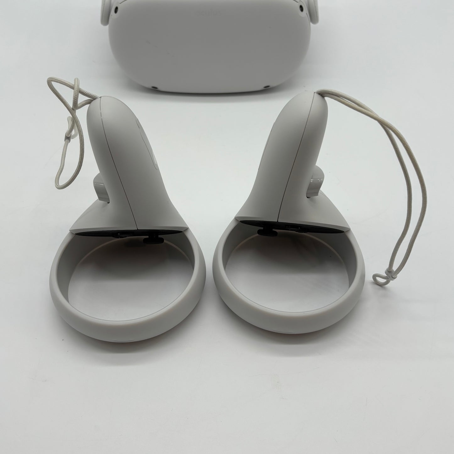 Meta Quest 2 64GB VR System KW49CM