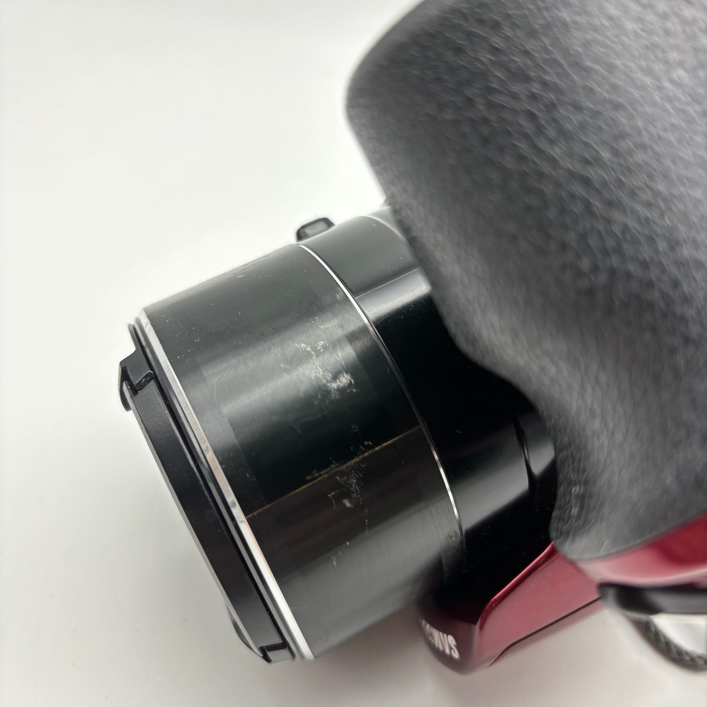 Samsung WB1100F EC-WB1100BPRUS 16.4MP Digital Camera