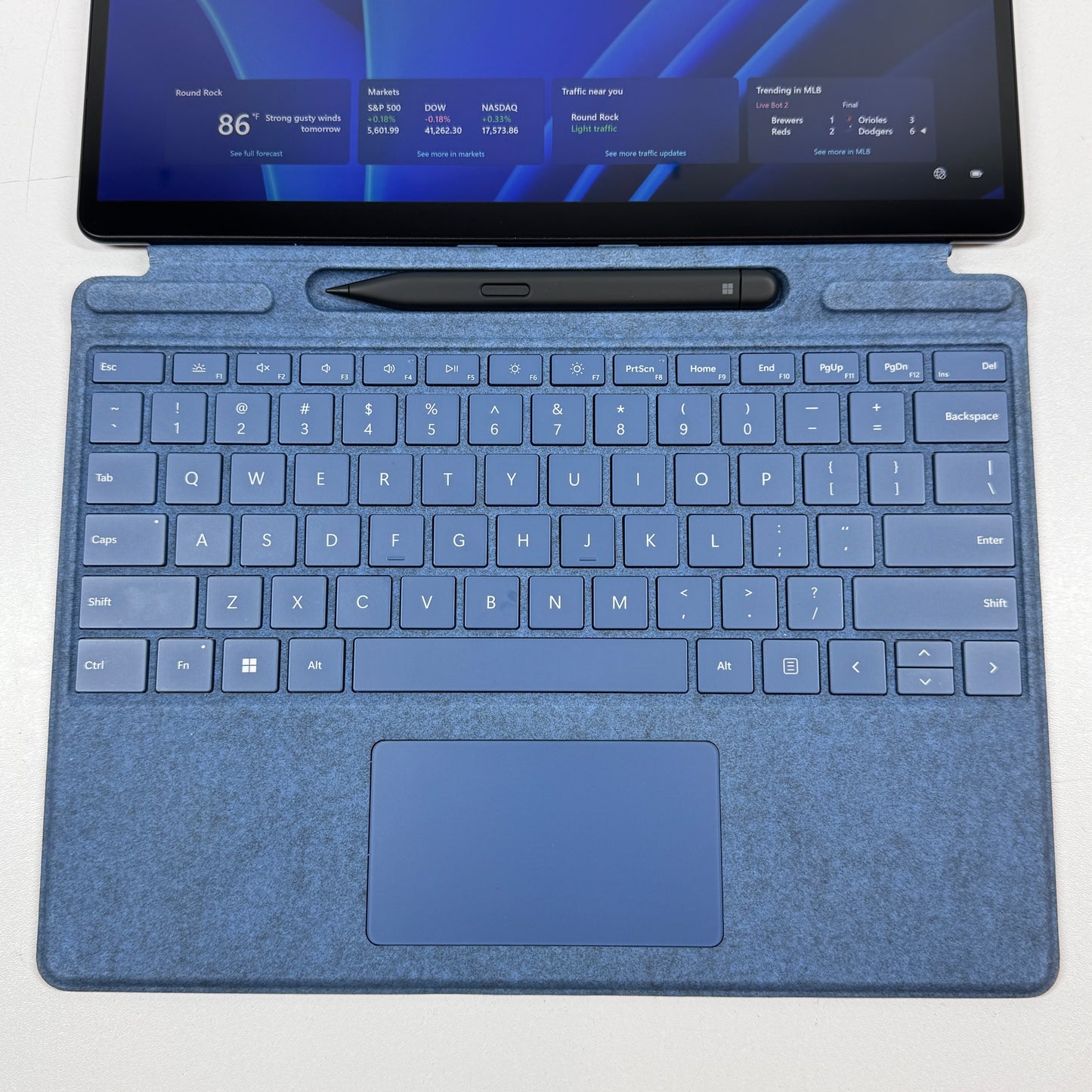 Microsoft Surface Pro 9 2038 13" i7-1255U 2.6GHz 16GB RAM 256GB SSD Slim Pen 2