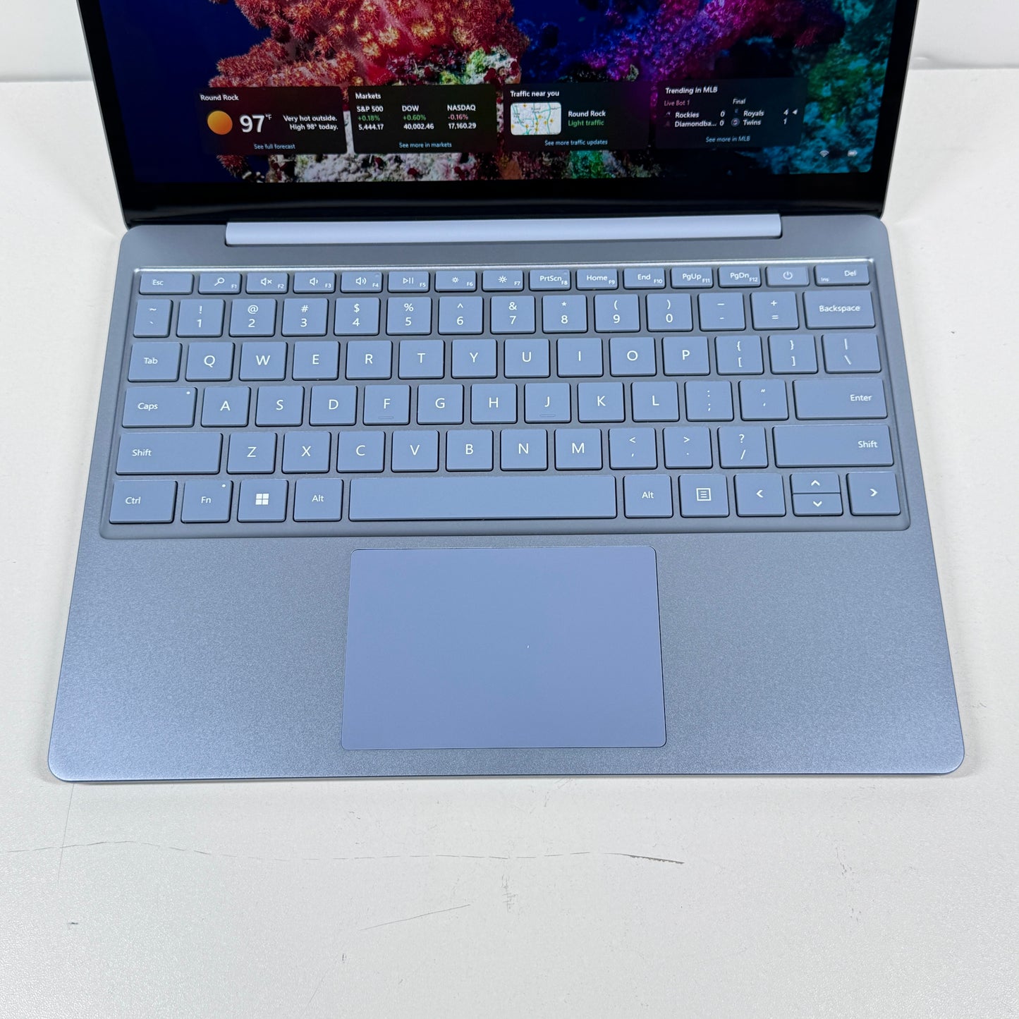 Microsoft Surface Laptop Go 2 2013 12.4" i5-1135G7 2.4GHz 8GB RAM 128GB SSD