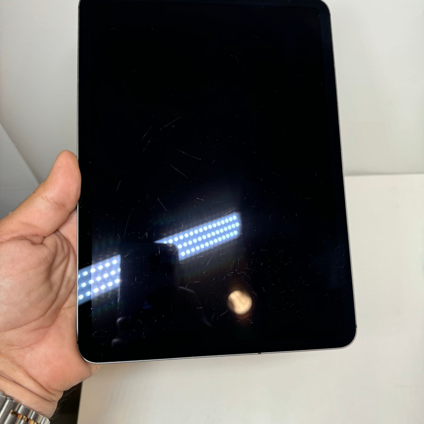 Broken Unlocked Apple iPad Pro 11" 1st Gen 64GB 16 A2013