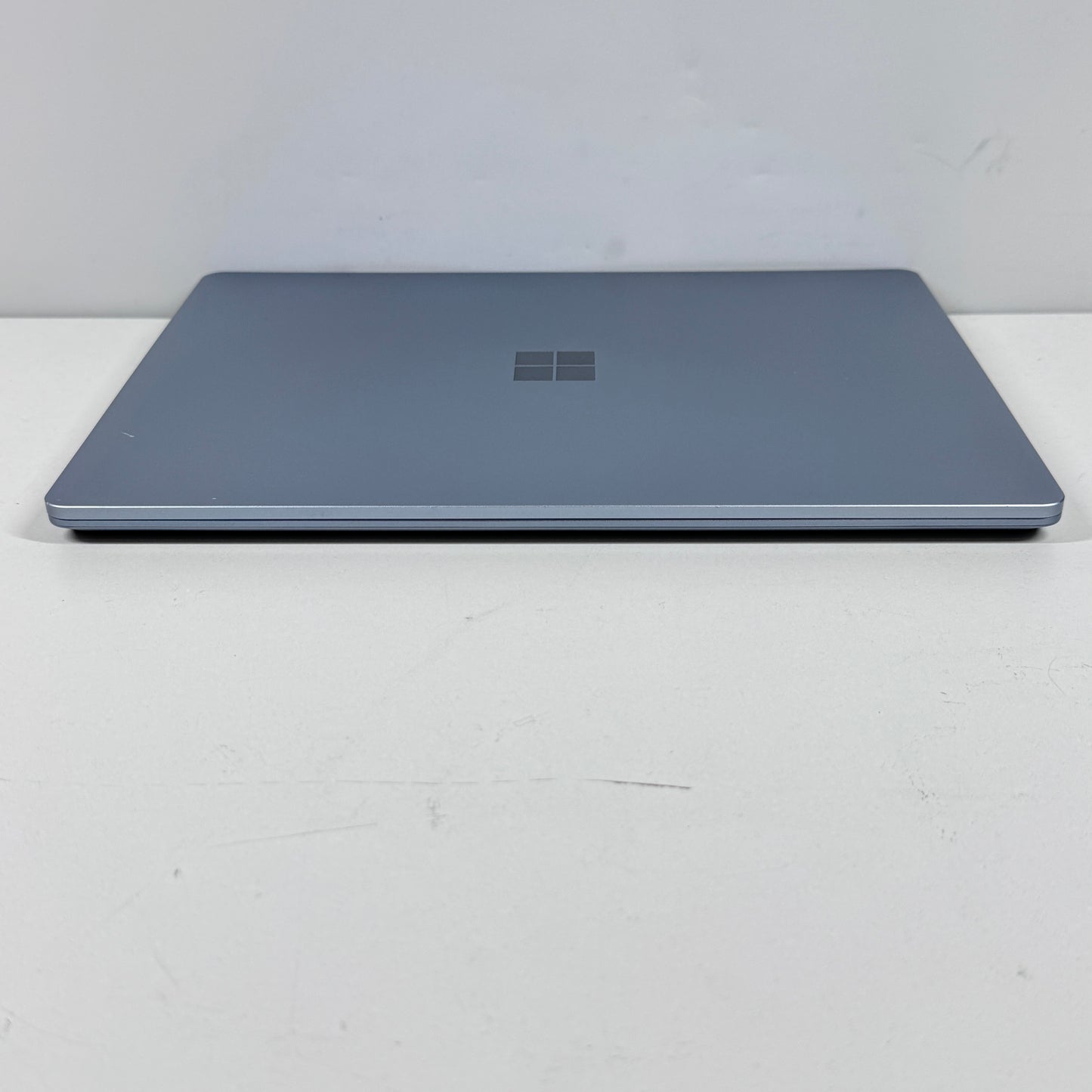 Microsoft Surface Laptop Go 2 2013 12.4" i5-1135G7 2.4GHz 8GB RAM 128GB SSD