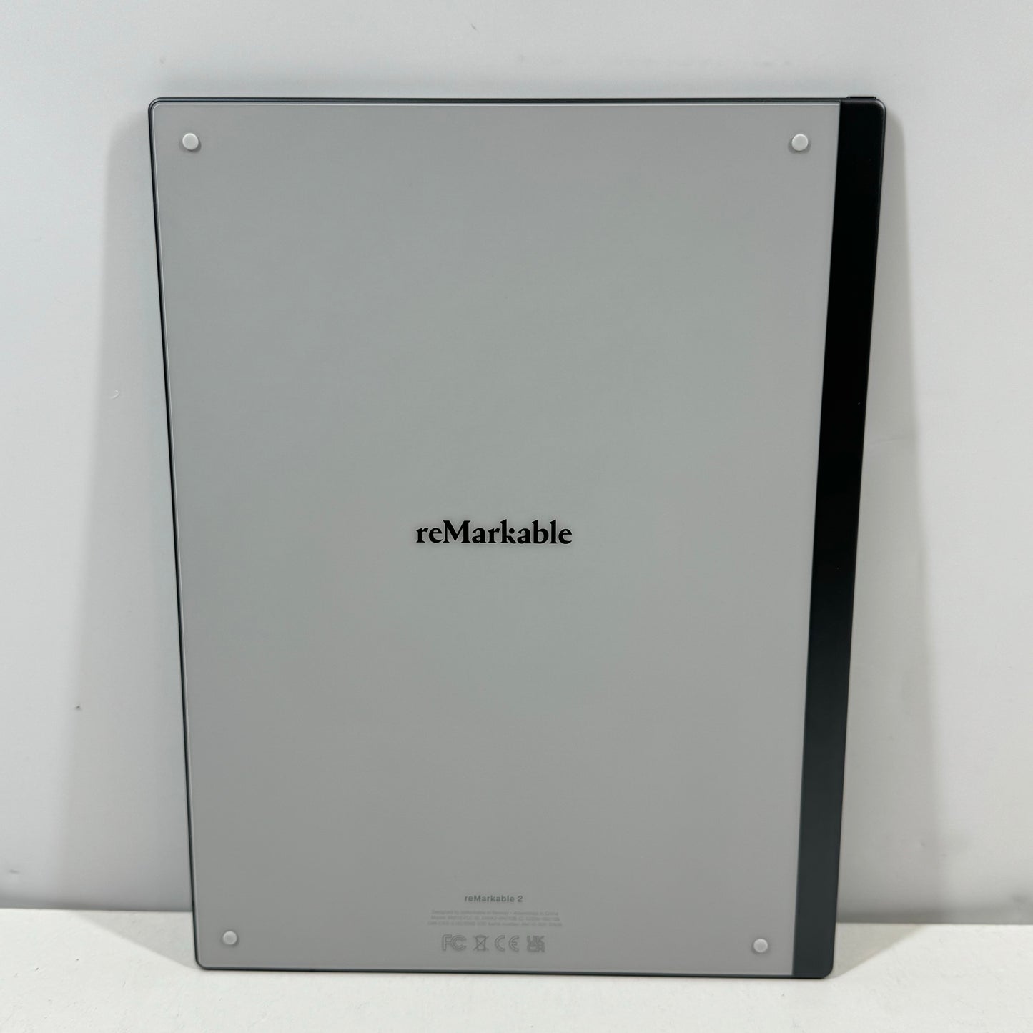 WiFi Only reMarkable 2 8GB Graphite Gray RM110 Folio Kit With Stylus