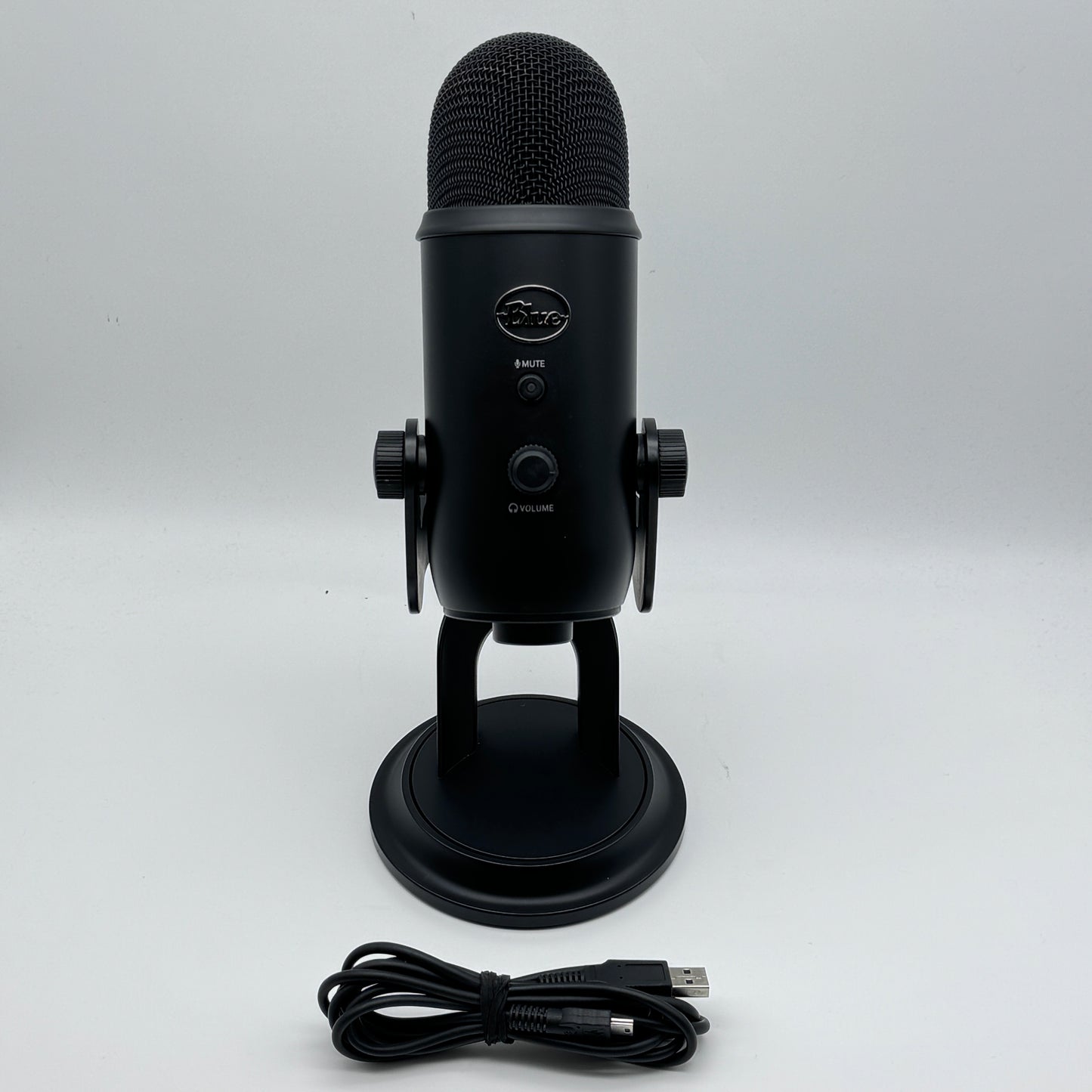 Logitech Blue Yeti Podcast Steaming USB Condenser Microphone A00132 888-000322