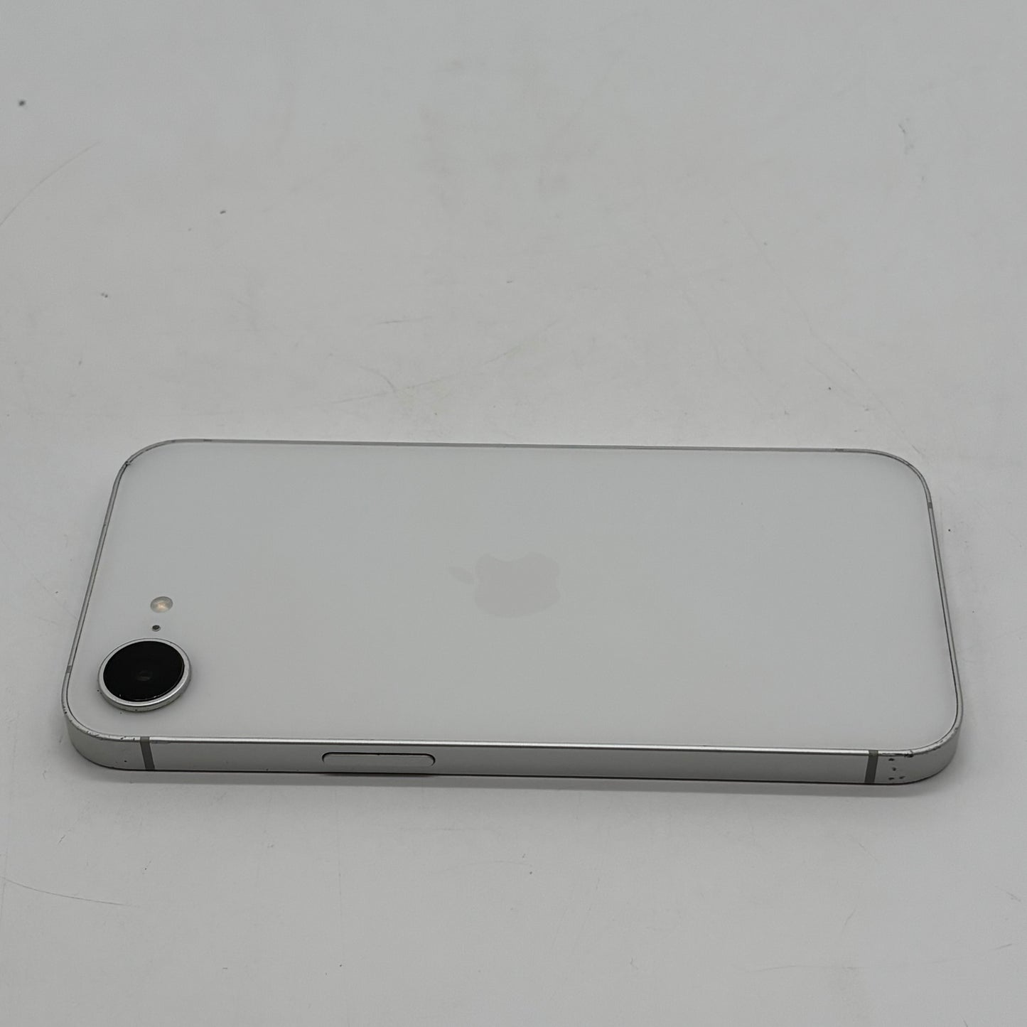 T-Mobile Apple iPhone 16e 128GB White MD0E4LL/A