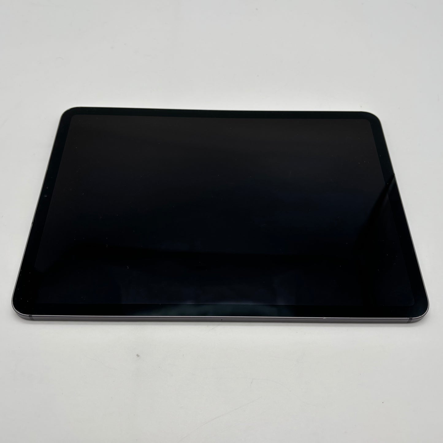 Unlocked Apple iPad Pro 11" 1st Gen 64GB Space Gray MU0P2LL/A