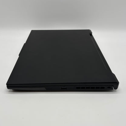 ASUS TUF A16 FA617NT 16" Ryzen 7 7735HS 3.2GHz 16GB RAM 512GB SSD RX 7700s