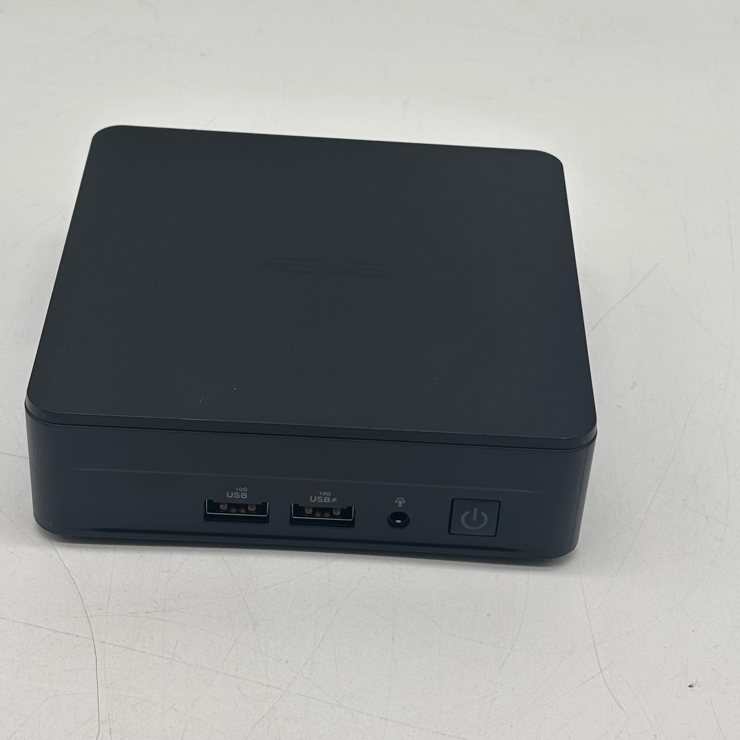 ASUS NUC 13 Pro NUC13ANKI3 i3-1315U 1.20GHz 8GB RAM 512GB SSD
