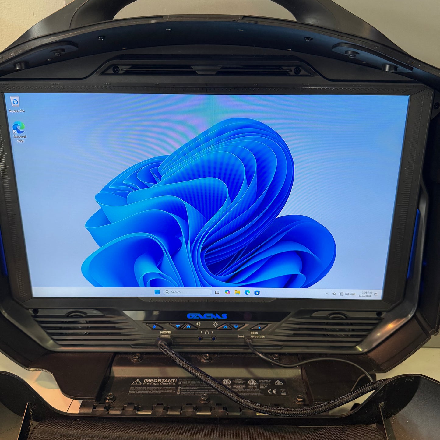 GAEMS Vanguard Personal Gaming Enviroment Portable Monitor G190