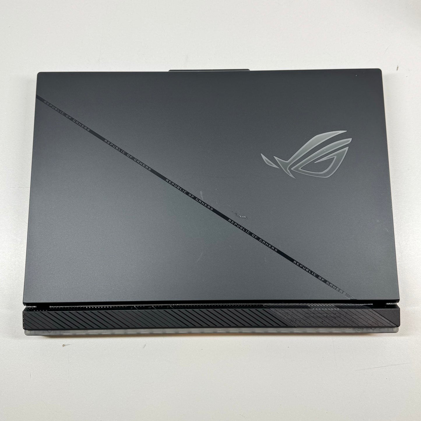 ASUS ROG Strix SCAR 16 G634J 16" i9-14900HX 2.2GHz 32GB RAM 1TB SSD RTX 4080