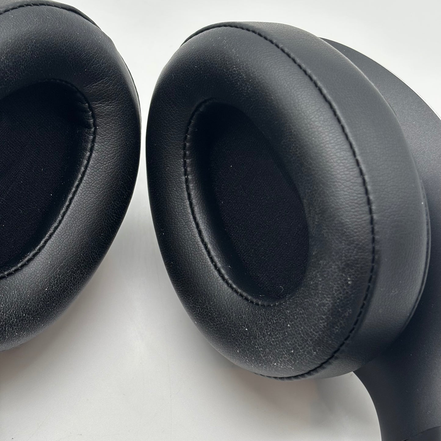  Mercedes Benz Bluetooh ANC Wireless Over-Ear Bluetooth Headphones