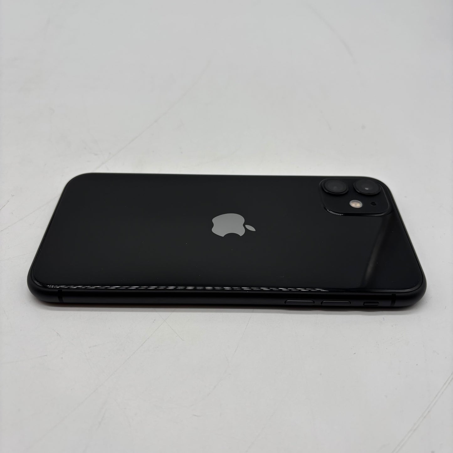 Unlocked Apple iPhone 11 64GB Black MH8D3LL/A