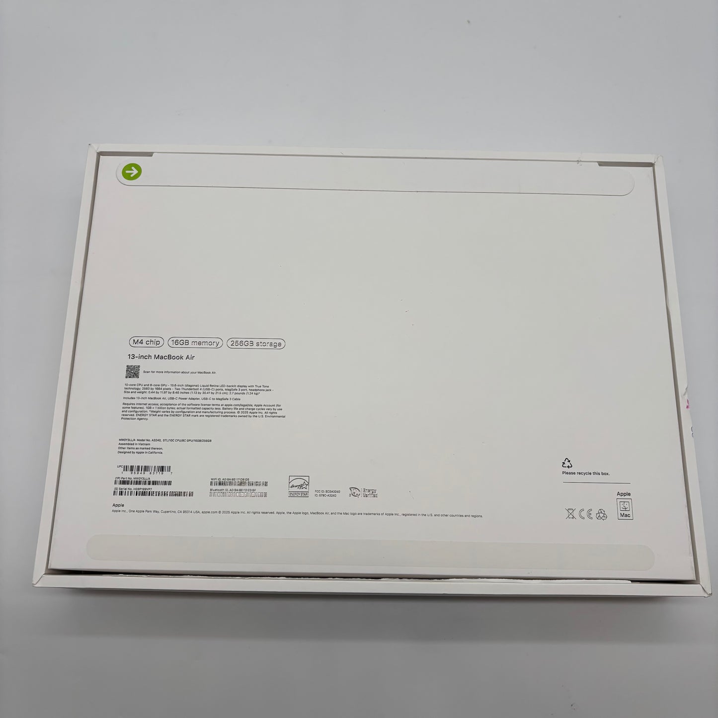 2025 Apple MacBook Air 13.6" M4 8 Core 4.5GHz 16GB RAM 256GB SSD A3240