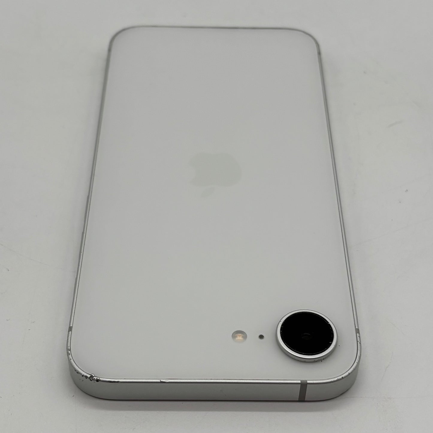 T-Mobile Apple iPhone 16e 128GB White MD0E4LL/A