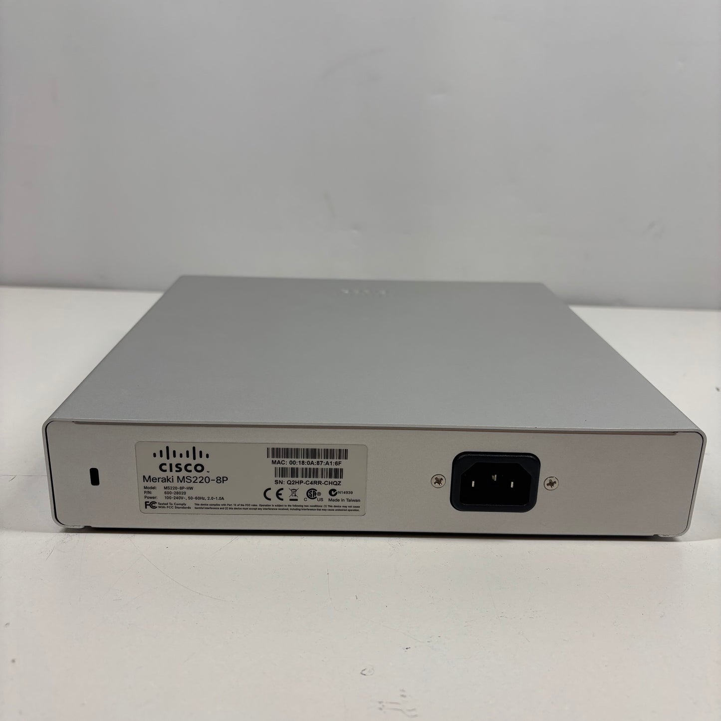 Cisco Meraki 8-Port Gigabit Ethernet Switch PoE Unclaimed MS220-8P