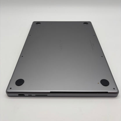 2021 Apple MacBook Pro 16" M1 Pro 16C GPU 3.2GHz 16GB RAM 512GB SSD A2485