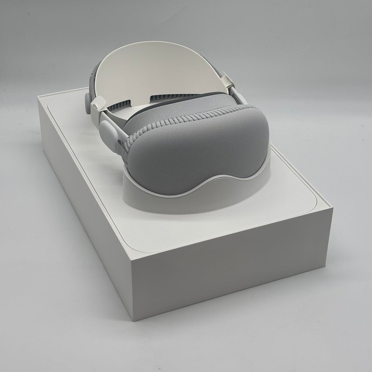 Apple Vision Pro M2 1TB 33W Dual Loop Band M MQLA3LL/A