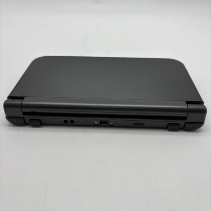 New Nintendo 3DS XL Handheld Game Console RED-001 Black