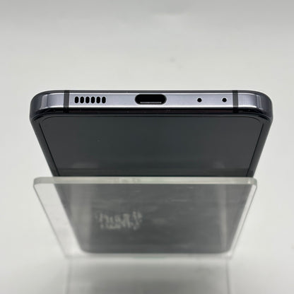 Unlocked Samsung Galaxy Z Flip 5 8GB RAM 512GB SM-F731U1 Absolute Black