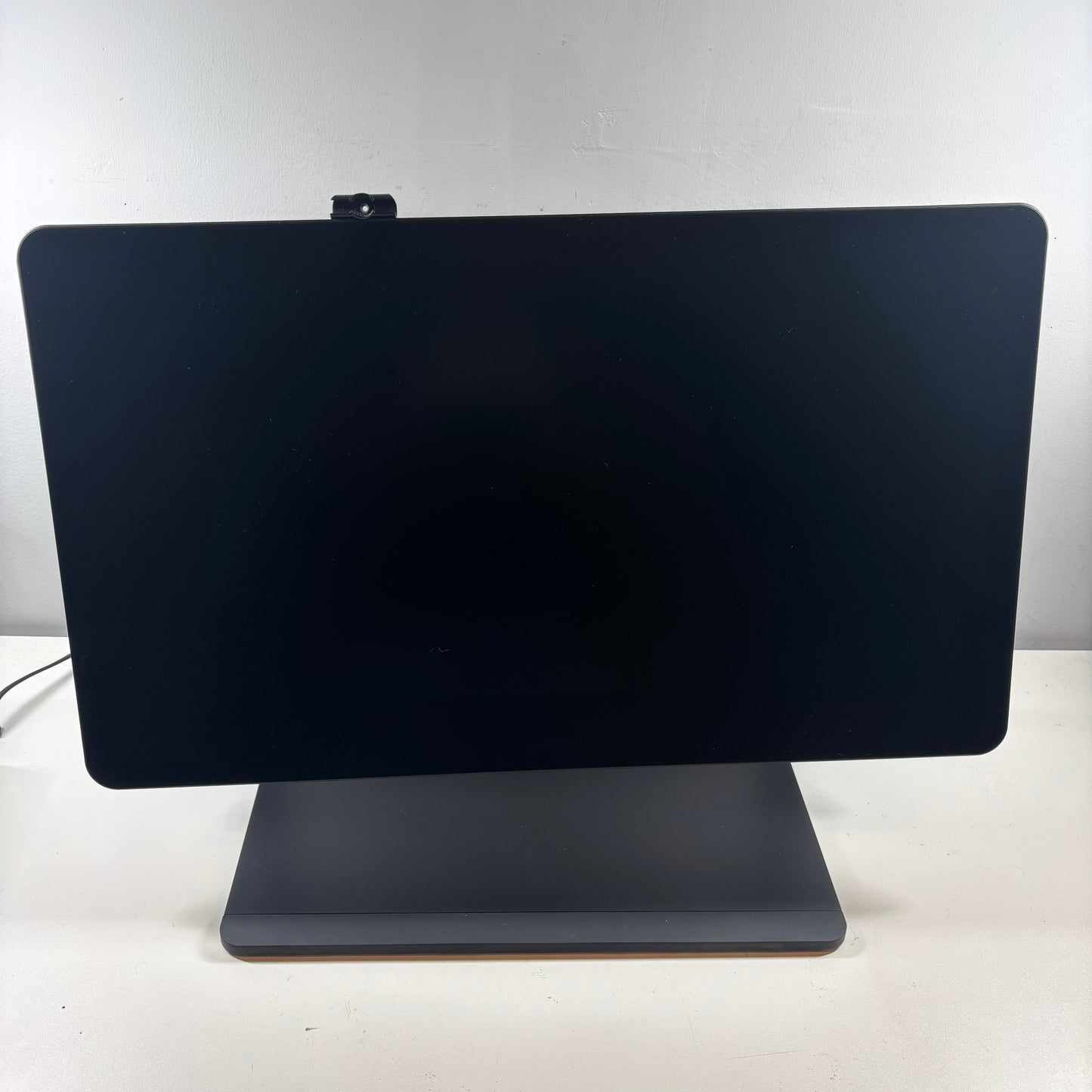 Wacom Cintiq Pro 27" 4K Creative Pen Display DTH271K0A