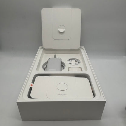 Apple Vision Pro M2 1TB 33W Dual Loop Band M MQLA3LL/A