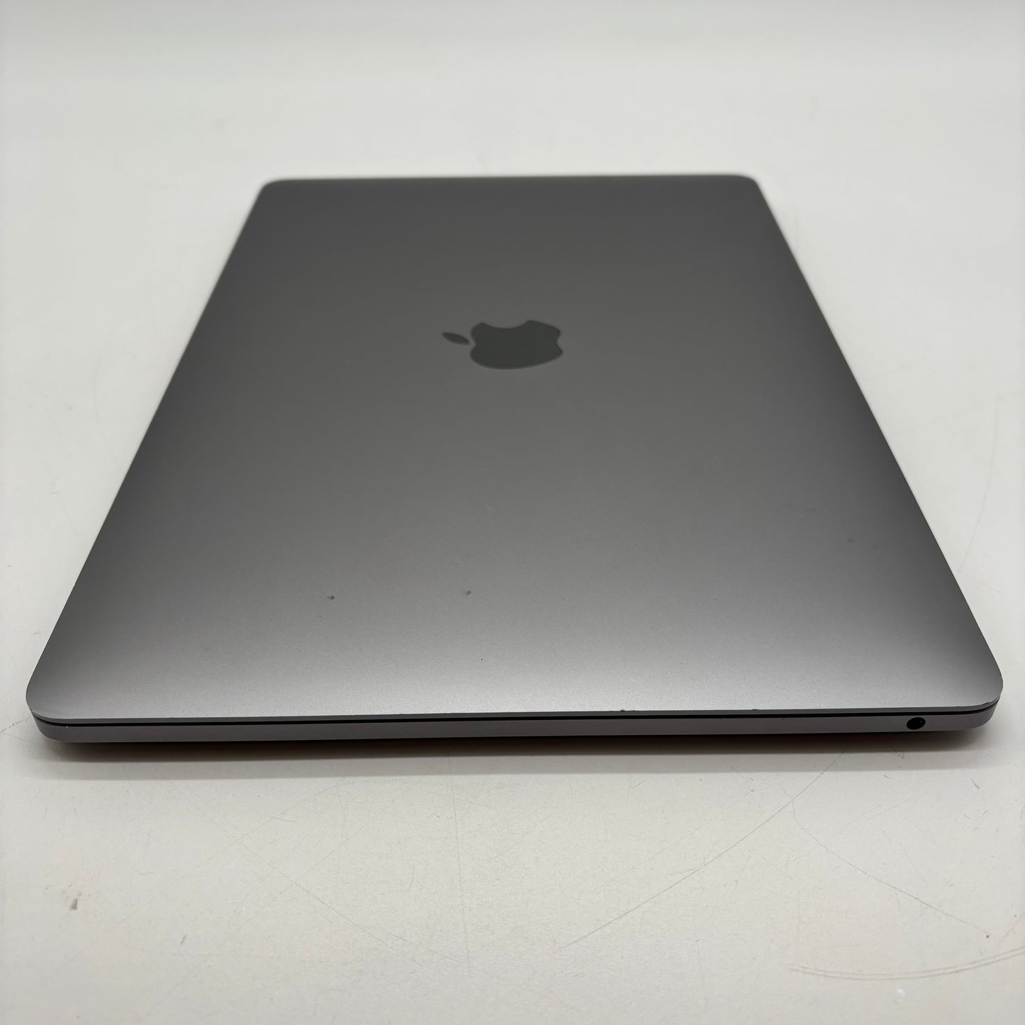 2020 Apple MacBook Pro 13.3" M1 8C GPU 3.2GHz 16GB RAM 1TB SSD A2338