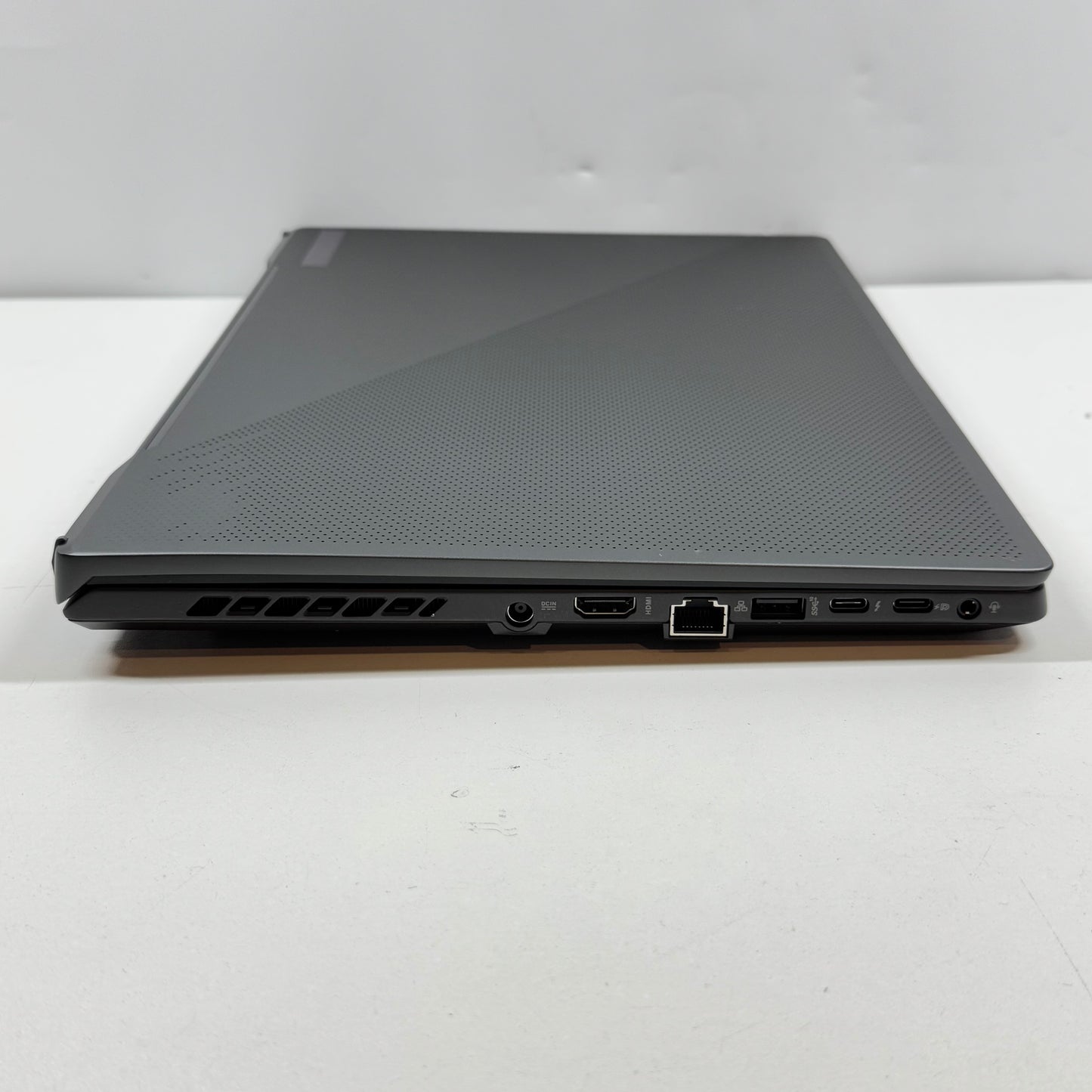 ASUS ROG Zephyrus G16 16" i7-13620H 2.4GHz 16GB RAM 512GB SSD RTX 4060