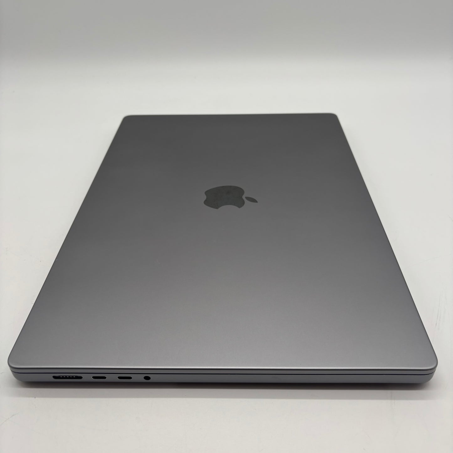 2021 Apple MacBook Pro 16" M1 Pro 16C GPU 3.2GHz 16GB RAM 512GB SSD A2485