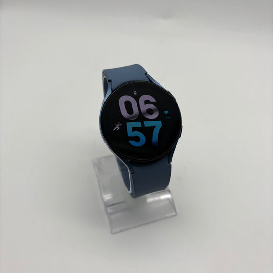 WiFi Only Samsung Galaxy Watch5 Aluminum Smartwatch SM-R910