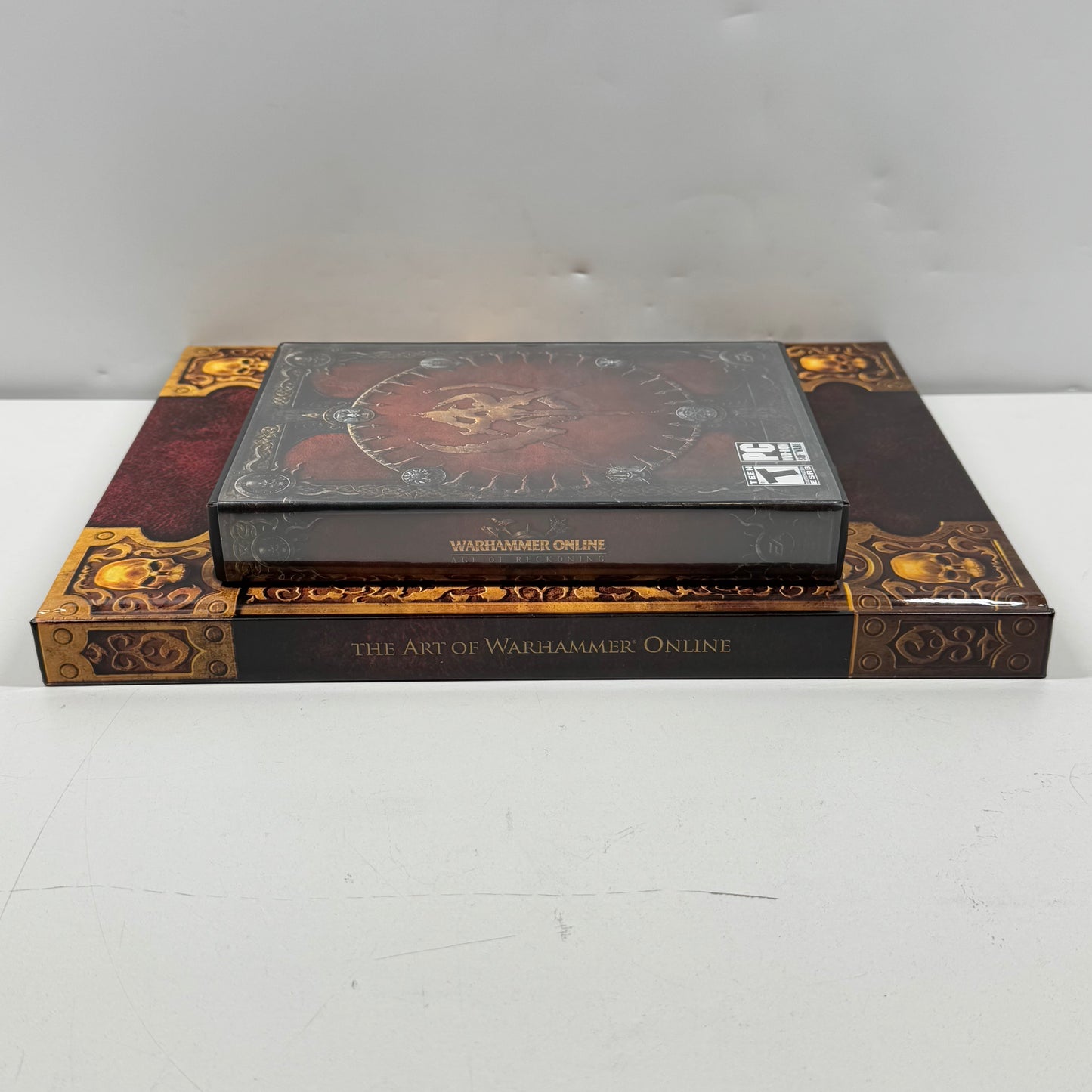 Warhammer Online Age of Reckoning Collectors Edition (PC, 2008)