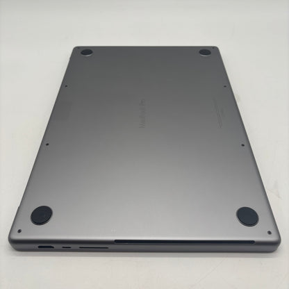 2021 Apple MacBook Pro 16" M1 Pro 16 Core 3.2GHz 16GB RAM 512GB SSD A2485