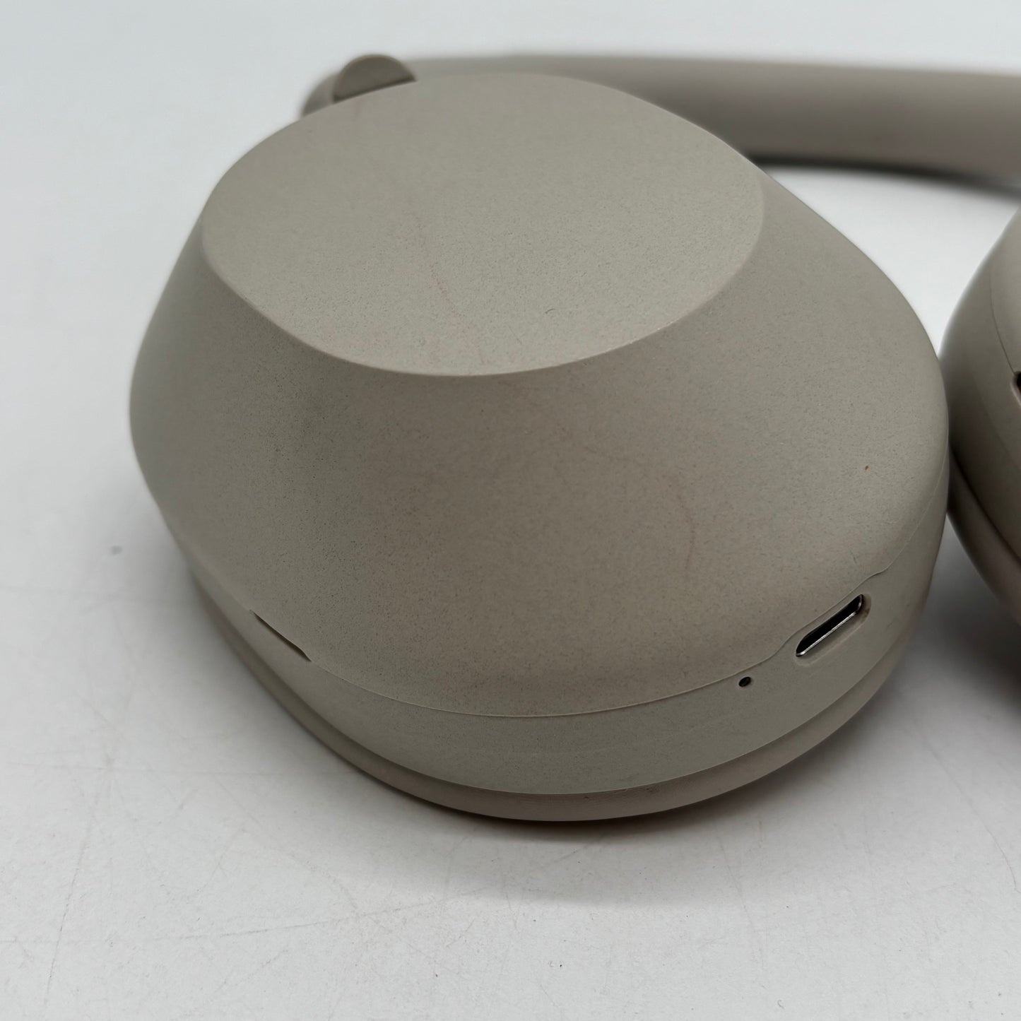 Sony WH-1000XM5 Silver Noise-Cancelling Wireless Over-Ear Bluetooth Headphones