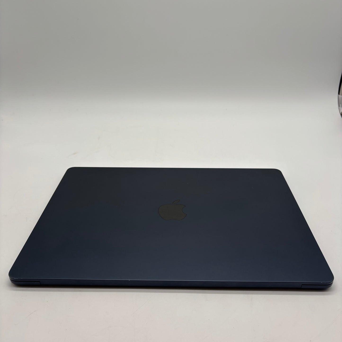 2023 Apple MacBook Air 15" M2 10C GPU 3.5GHz 8GB RAM 256GB SSD A2941