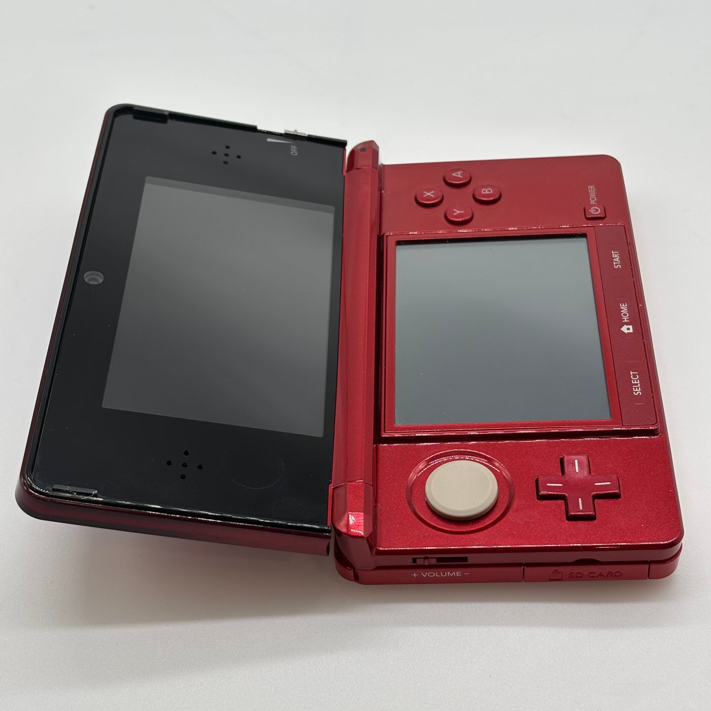 Nintendo 3DS Handheld Game Console CTR-001 Metallic Red