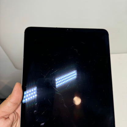 Broken Unlocked Apple iPad Pro 11" 1st Gen 64GB 16 A2013