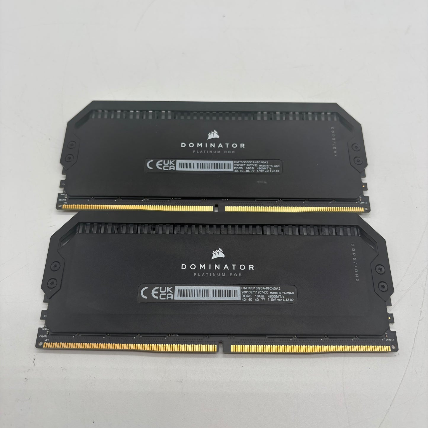 Corsair Dominator Platinum RGB 32GB (2x16GB) RAM DDR5 4800MT/s