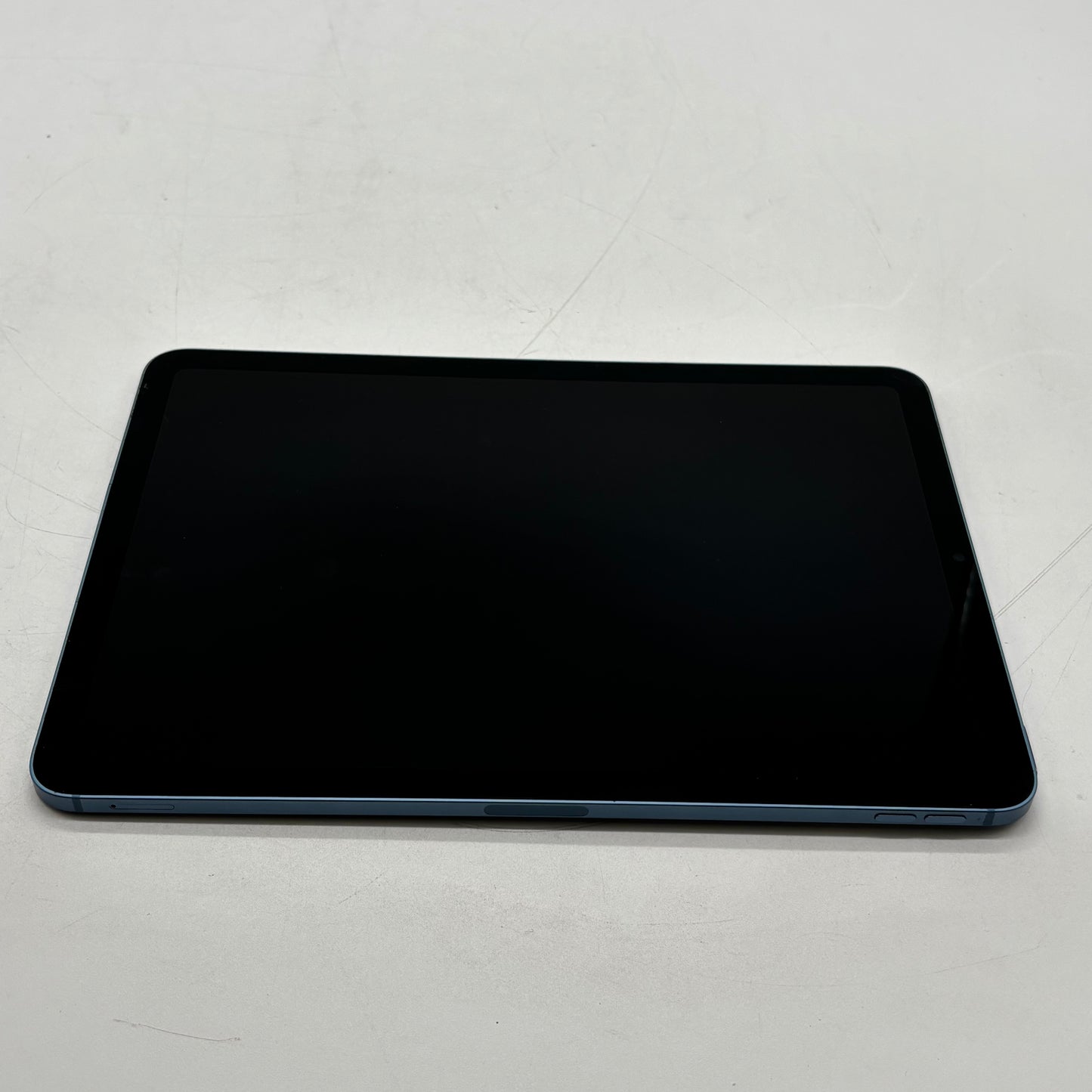 WiFi Only Apple iPad Air 5th Gen 64GB 26.5 Blue MM6U3LL/A
