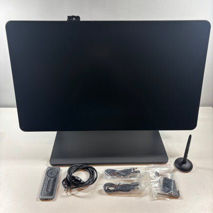 Wacom Cintiq Pro 27" 4K Creative Pen Display DTH271K0A