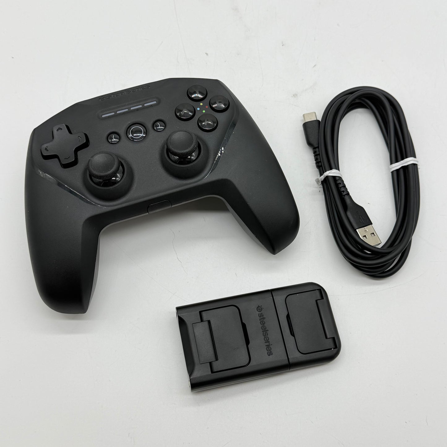 SteelSeries Stratus Plus Wireless Mobile Gaming Controller for Android Windows