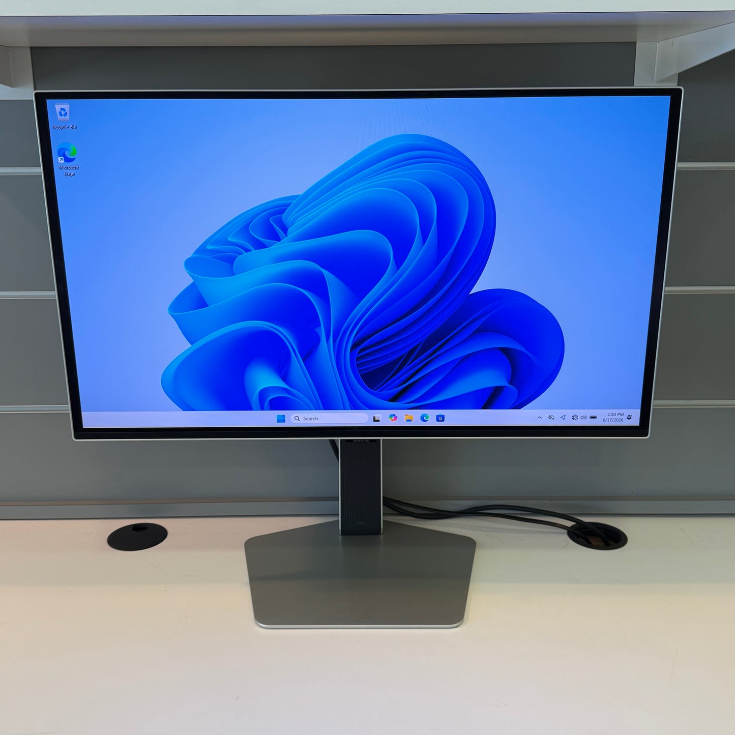 Samsung 27" Odyssey G6 S27DG602SN QHD OLED FreeSync Pro Gaming Monitor