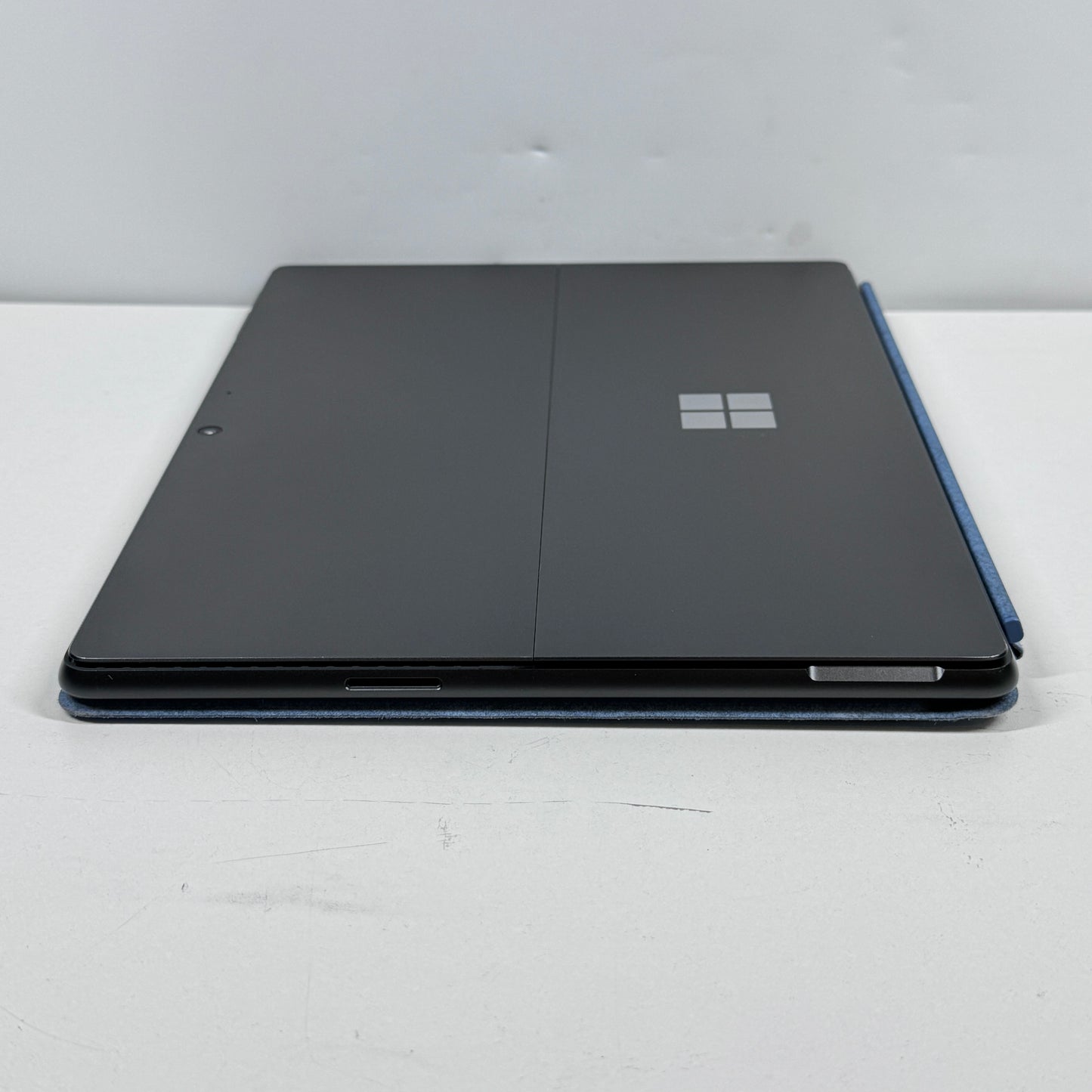 Microsoft Surface Pro 9 2038 13" i7-1255U 2.6GHz 16GB RAM 256GB SSD Slim Pen 2