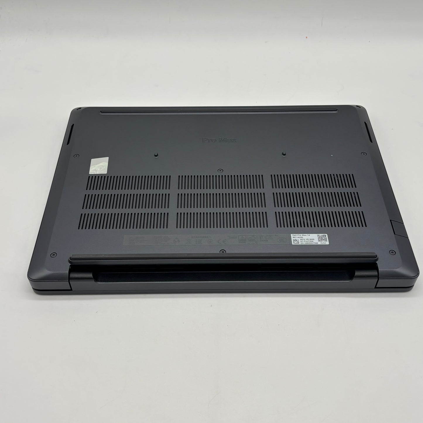 Dell Pro Max 14 mc14250 MC14250 14" Core Ultra 7 265H 2.2GHz 64GB RAM 1TB SSD